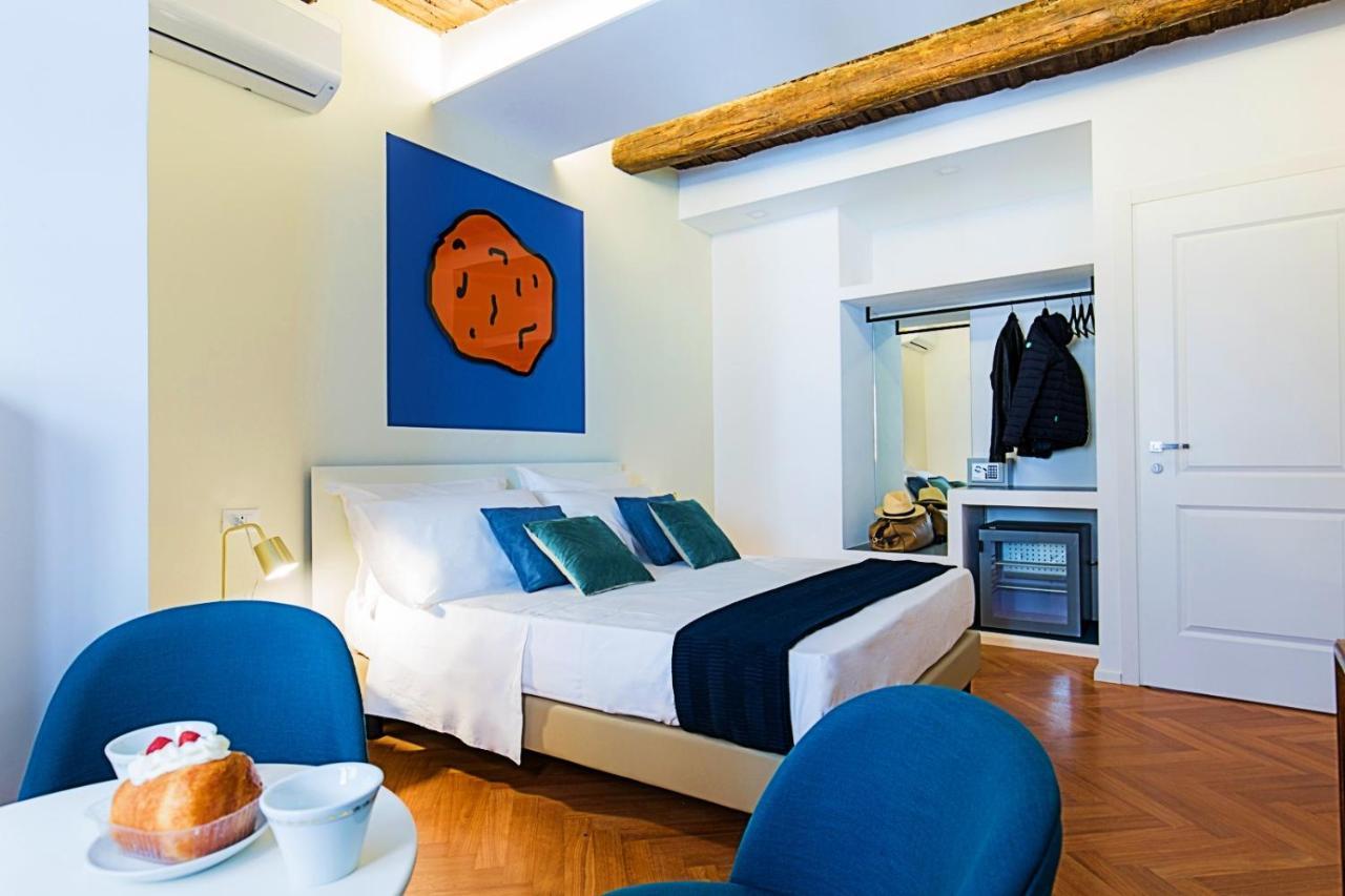 Hotel Duetto Al Duomo à Naples Extérieur photo
